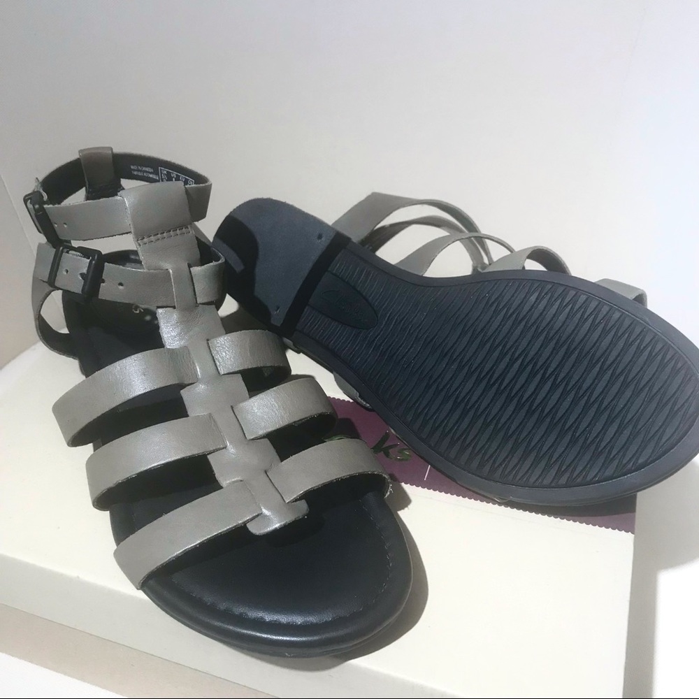 Clarks Gray Strappy Gladiator Sandals - Picture 3 of 3